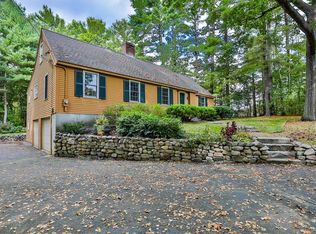 36 Rowley Rd, Boxford, MA 01921