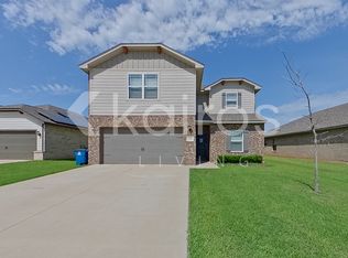 721 Saint James Pl, Newcastle, OK 73065