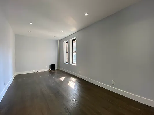 Rented by Bruma Realty LLC | media 5