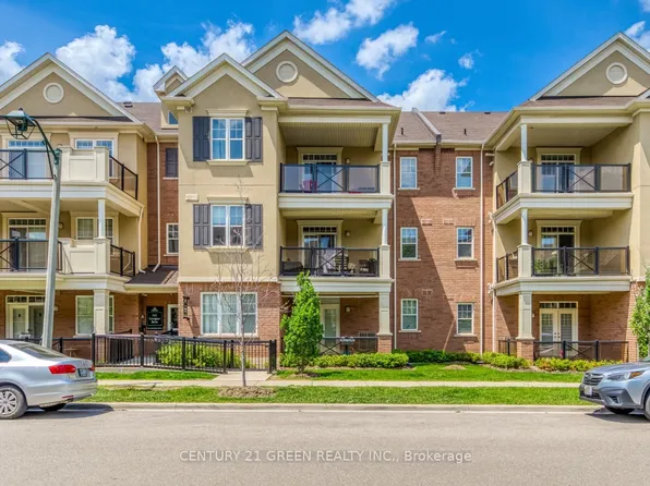 263 Georgian Dr #202, Oakville, ON L6H 0L2