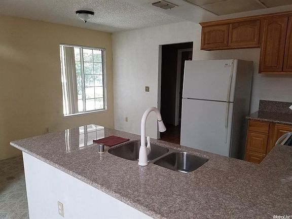 2nd image of 4230 Red Deer Way