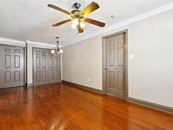 2nd image of 4536 Touro St