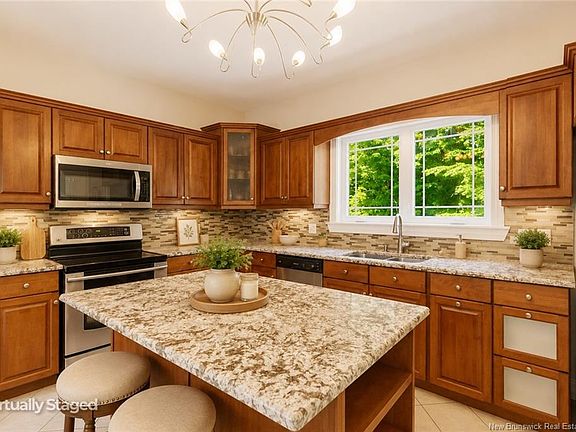 4th image of 15 Gervais Ct