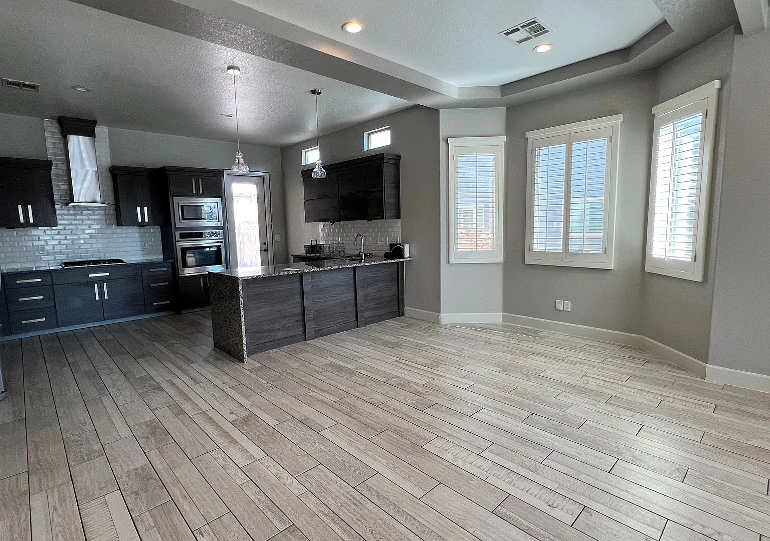East Side 4 Bedroom Home — Photo 4