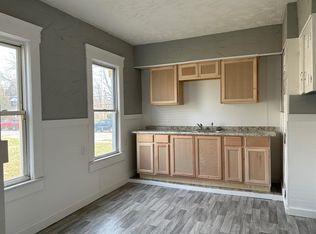 924 Ansel Rd, Cleveland, OH 44103