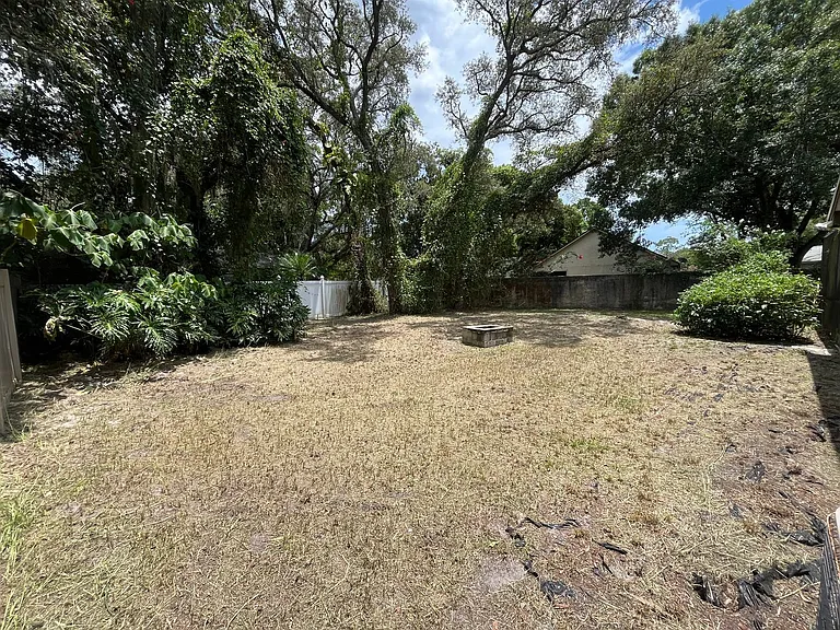 3801 Donna Lynn Ln — Photo 33