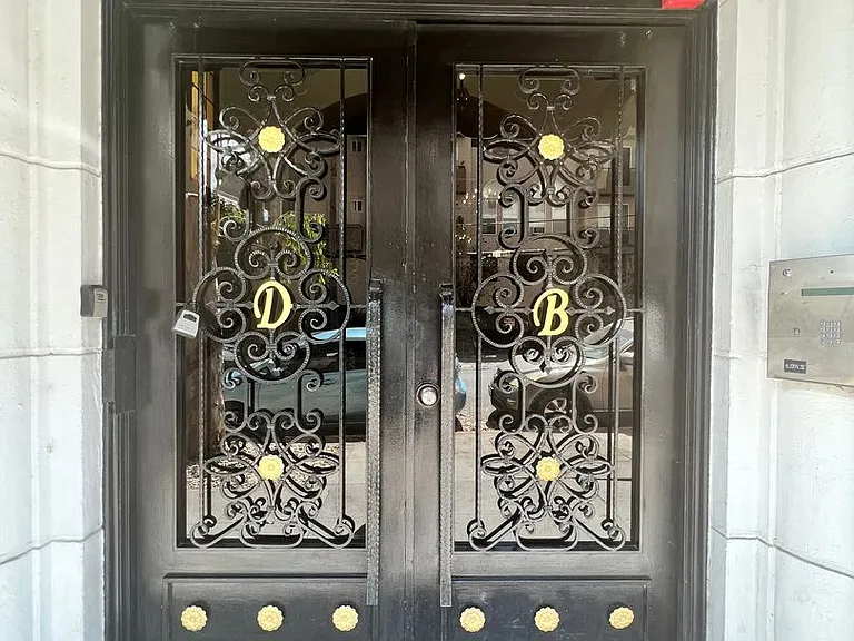 The Du Barry — Photo 49