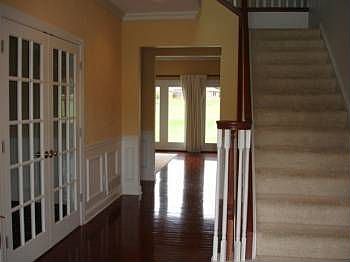 5th image of 202 Fox Hollow Dr