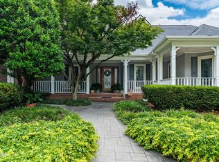 105 Black Thorn Dr, Jonesborough, TN 37659