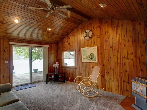 2nd image of 702 Swains Lake Dr