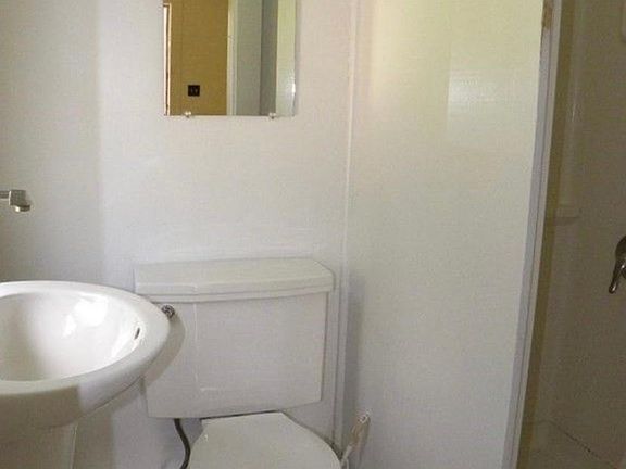 3rd image of 181 Elm St #2