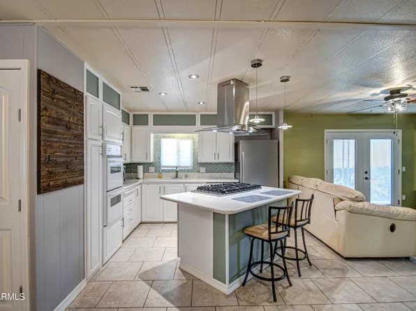 5761 E MARLIN Place E, Mesa, AZ 85215