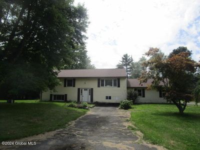274 Elm Ave E, Selkirk, NY, 12158