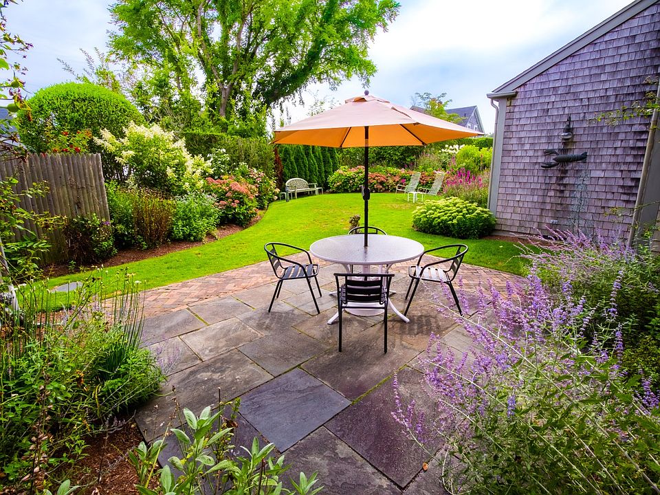 10 Quince St, Nantucket, MA 02554 Zillow