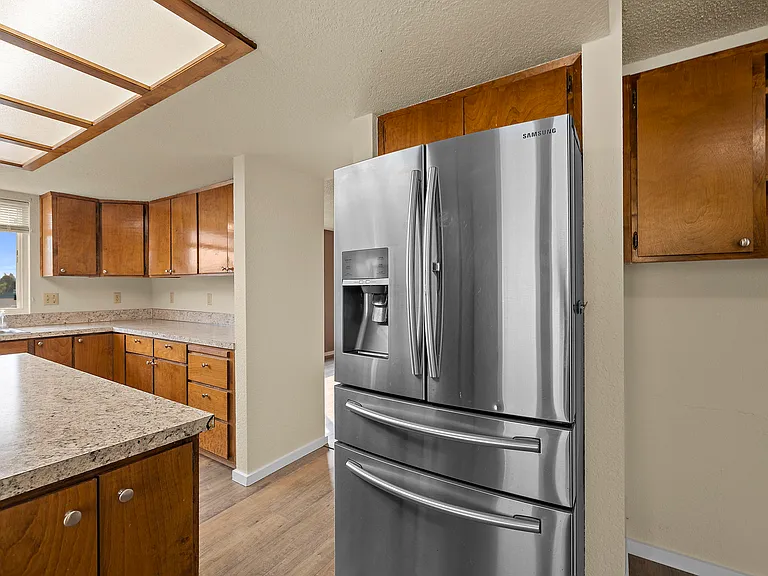 2516 Rockefeller Ave #1 — Photo 5
