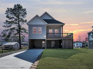 105 Barracuda St, Moyock, NC 27958