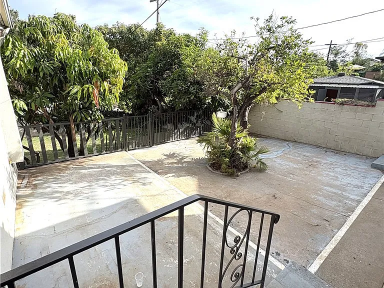 832 S Ynez Ave — Photo 13