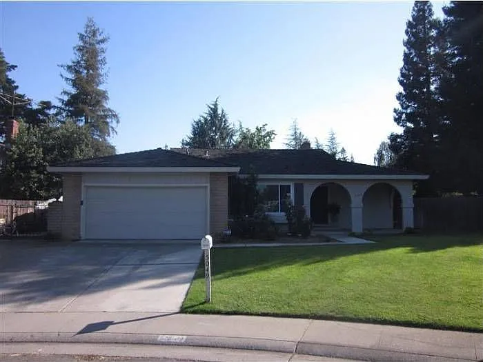 5049 Olive Oak Way photo 1