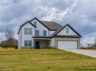 29 Paladian Way, Fort Mitchell, AL 36856