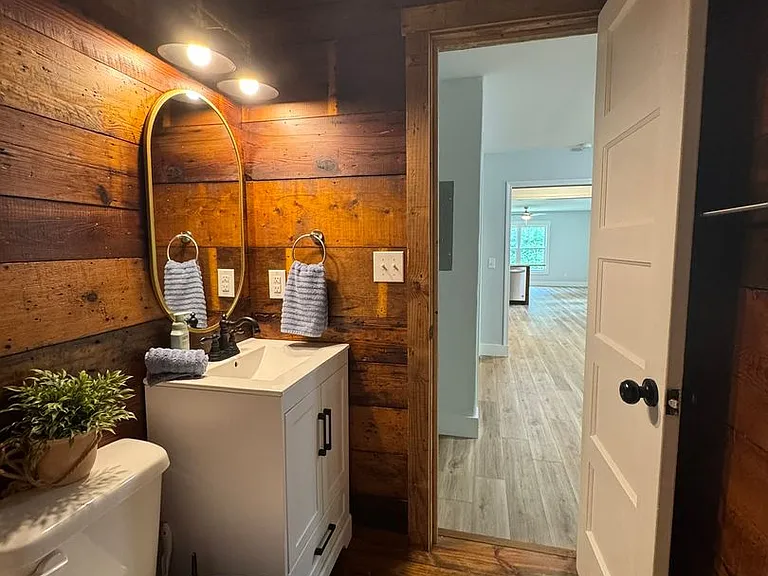 4240 Buck Dr — Photo 33