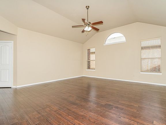 4th image of 3116 Buckthorn Ln
