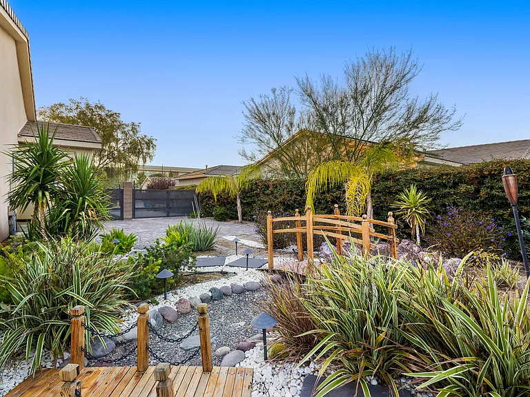 8396 Sweetwater Creek Way — Photo 61