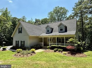 23185 Piney Wood Cir, California, MD 20619