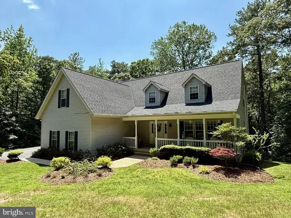 23185 Piney Wood Cir, California, MD 20619