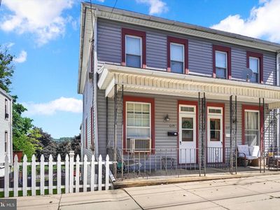 659 W Broadway, Red Lion, PA, 17356