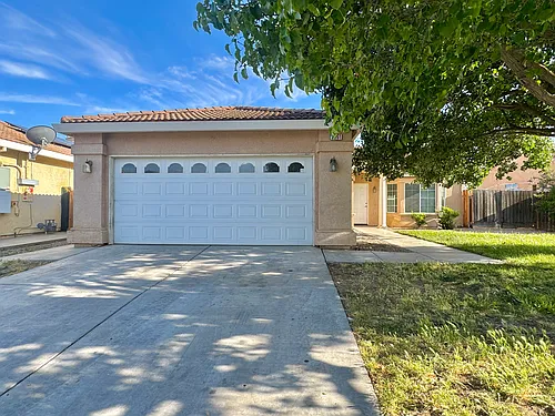 2561 Goldeneye Dr Photo 1