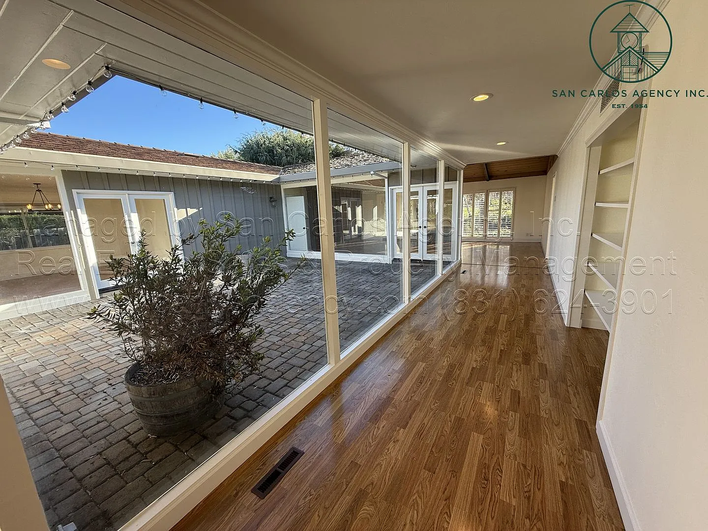 Spacious Single Level Ranch Style Home in Quail Lodge — Photo 3