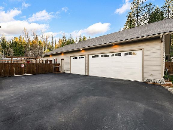 5th image of 266 Syringa Heights Rd