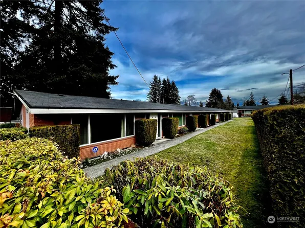 1302 Cascade Drive #1, Everett, WA 98203