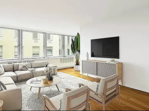 130 Water St, New York, NY