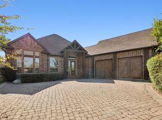 2710 Point Vw, Cedar Hill, TX 75104