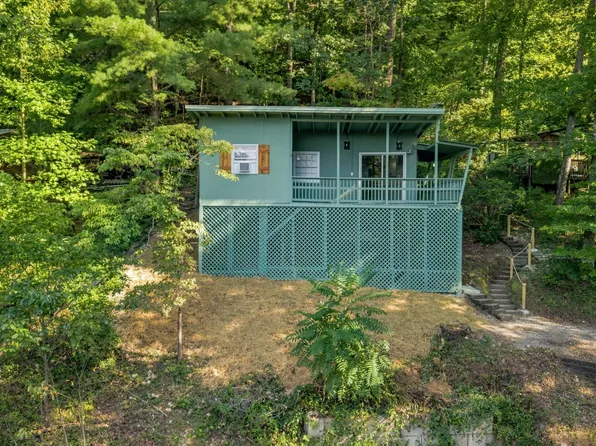 154 White Oak Ln, Caryville, TN 37714