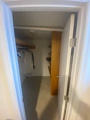 Rented by Bouklis Group | media 8