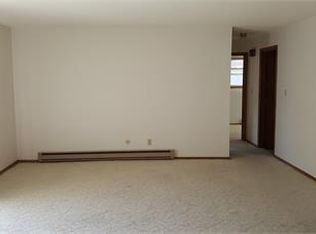 211 N Huron Ave APT C, Pierre, SD 57501