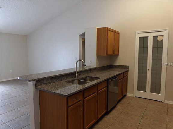 5th image of 1689 Fruitland Dr