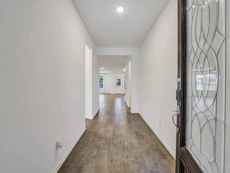 31618 Donoso Dr — Photo 3