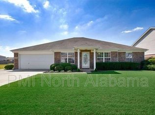 124 Olympia Dr, Meridianville, AL 35759