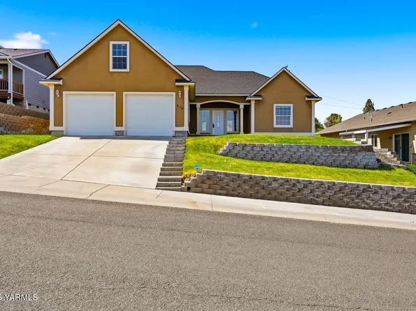 510 N 15th St, Selah, WA 98942