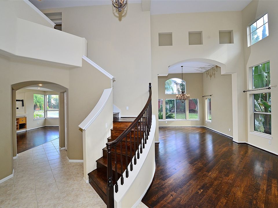 1st image of 555 Padrone Pl