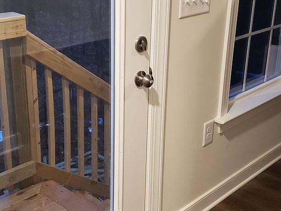 4th image of 21221 Augusta Dr