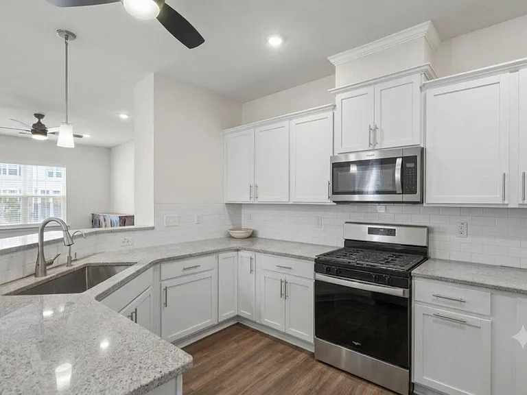 321 Parker Station Ave — Photo 8