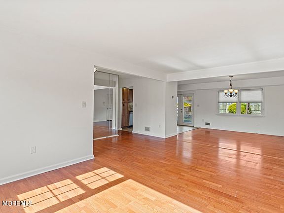 5th image of 752 Nebraska Avenue