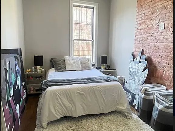 3rd image of 720 Marcy Ave APT 2