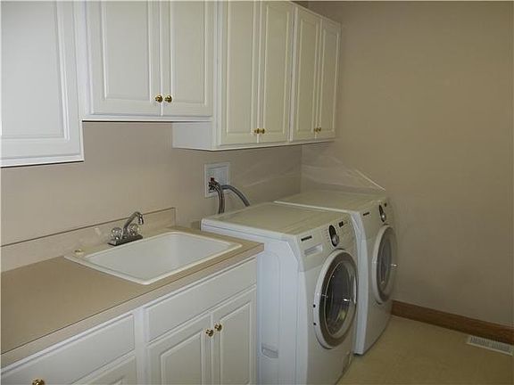 5th image of 6535 Busey Pl
