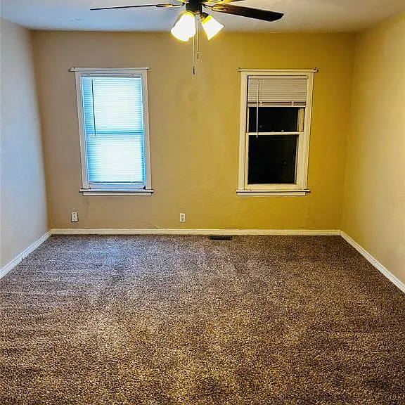 715 W Huber Ave — Photo 5