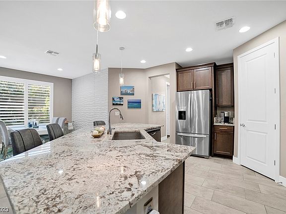 5th image of 6013 Andezano Dr
